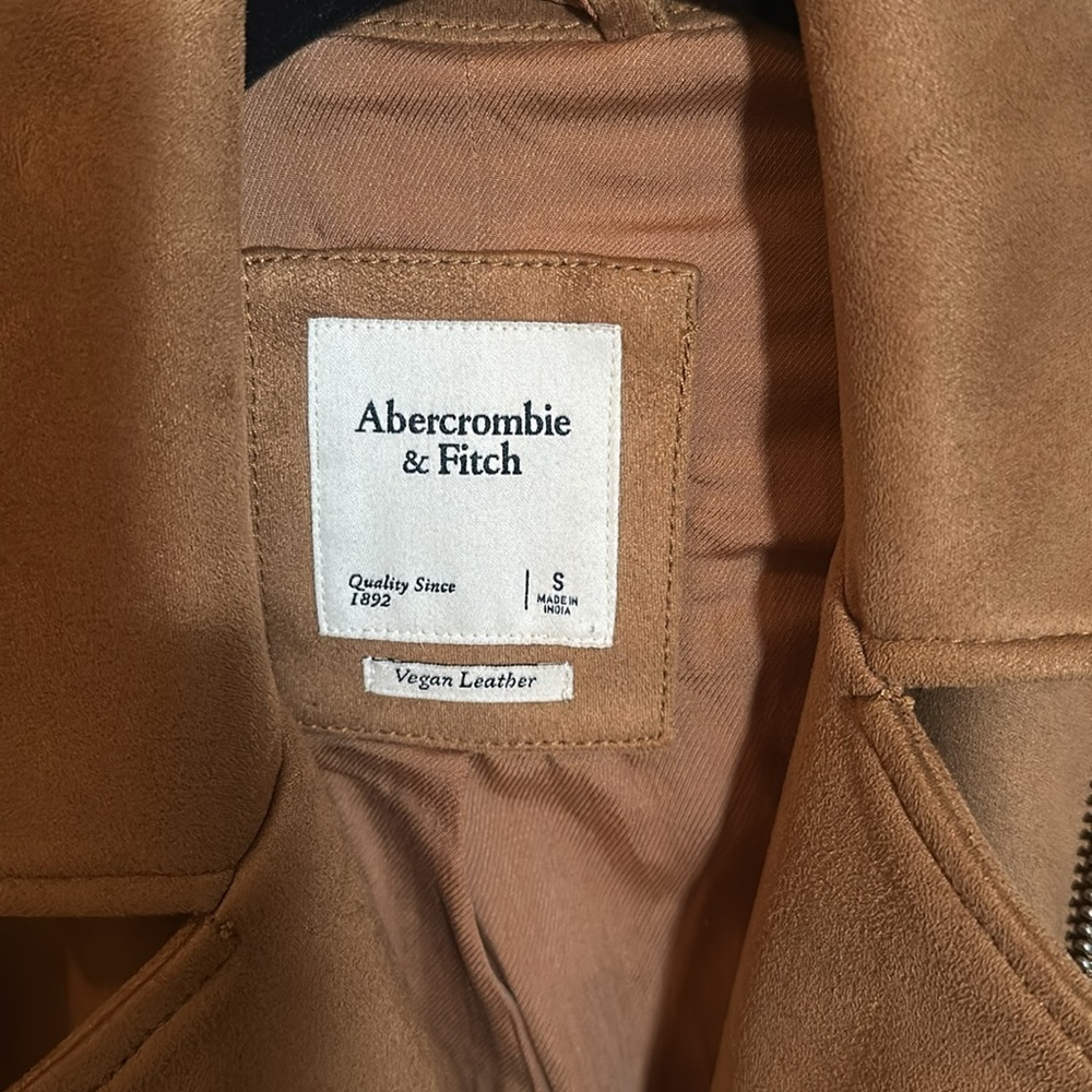 Abercrombie & Fitch Vegan Leather Jacket - Picture 2 of 4
